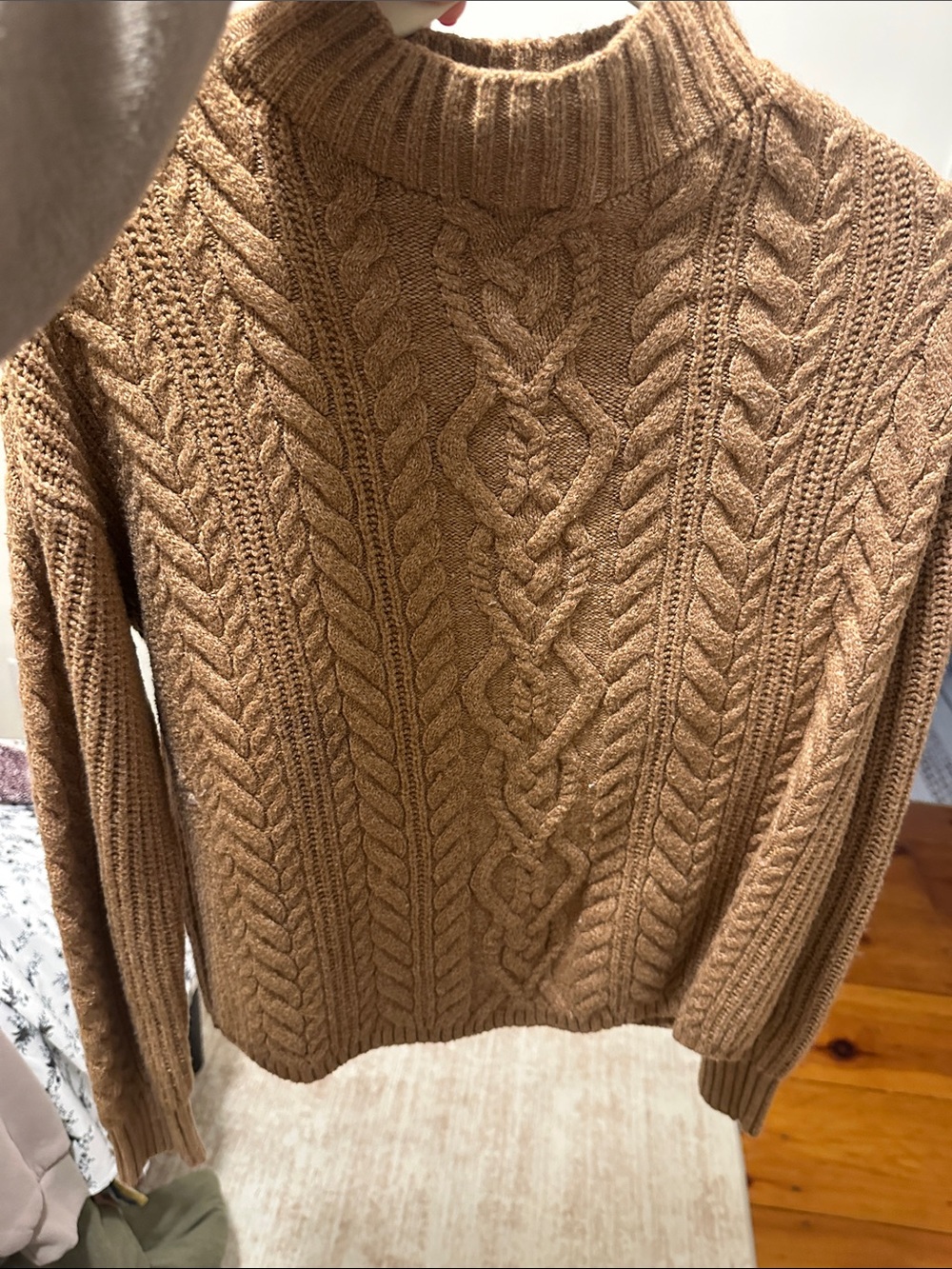 Old Navy Womens Cable Knit Turtleneck Sweater - Camel